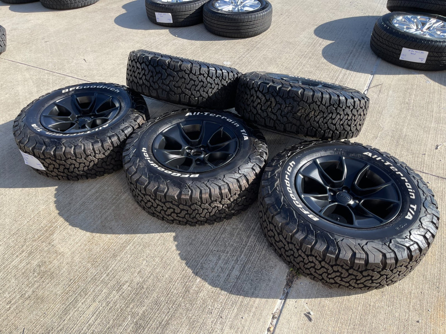 (4) 17" Jeep Wrangler Rubicon OEM 96226 wheels rims Gladiator BFG KO2 NEW 2026