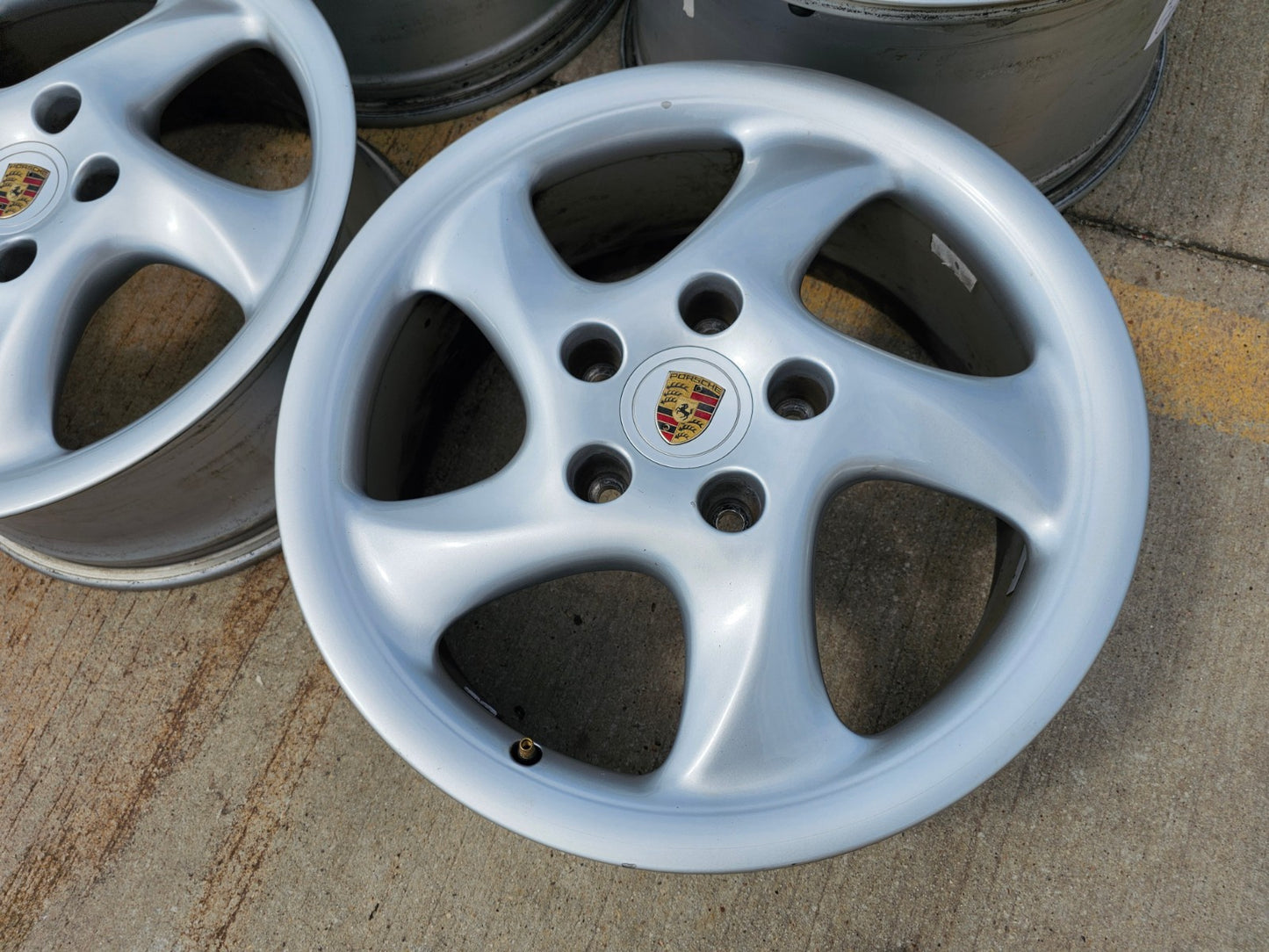 18" Porsche Boxster OEM wheels rims 67236 67286