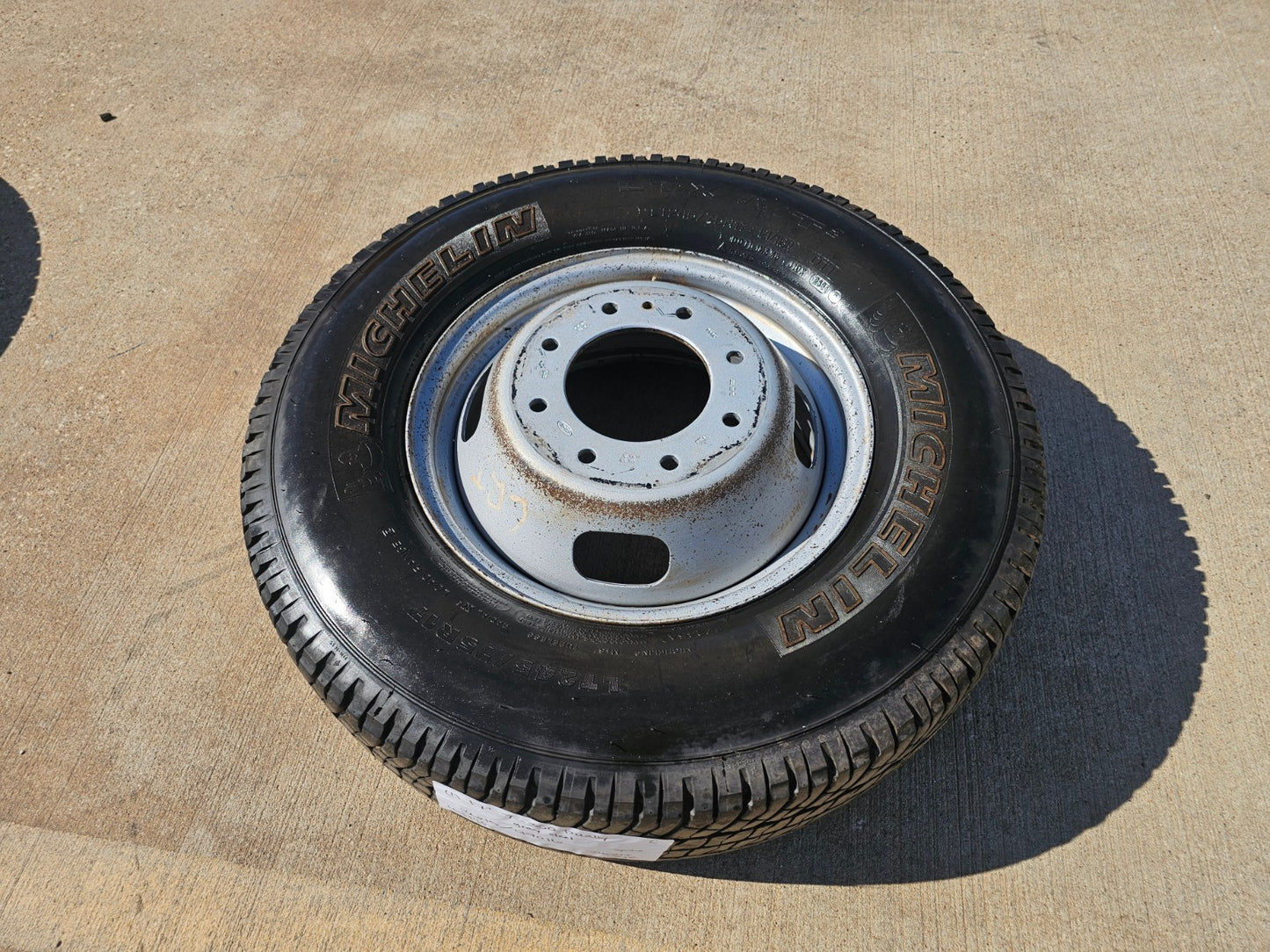 (1) 17" Ford F-350 Dually OEM rim wheel RIM# 3615 99016 FITS 2005-2027