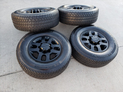 18" GMC Sierra 2500 3500 OEM Chevy 5502 wheels rims MICHELIN NEW