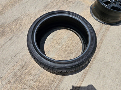 (1) 18" 215/40/18 Arroyo Grand Sport A/S XL Extra Load 89W M+S