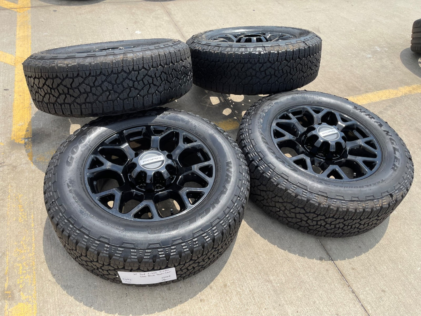 20" Ford F-250 F-350 OEM Lariat wheels rims 10292 tires GOODYEAR