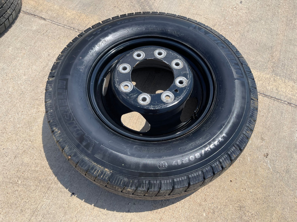 (1) 17" Chevy Silverado GMC Sierra 3500 Dually rim wheel OEM 8094 SINGLE
