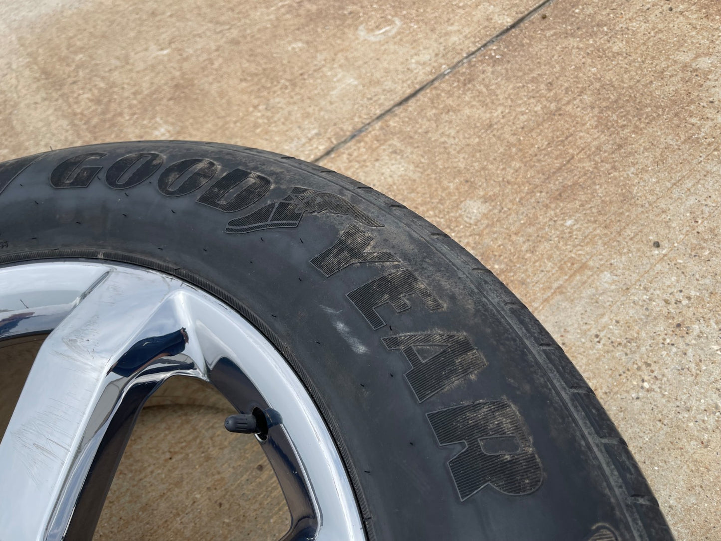 20" Ford F-150 OEM rim wheel CHROME 10347 Expedition spare GOODYEAR