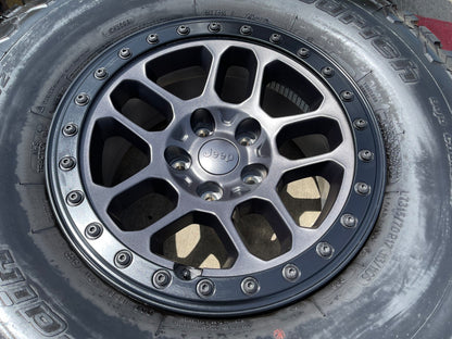 17" Jeep Wrangler 392 Gladiator Rubicon OEM BEADLOCK wheels rims BFG 35"