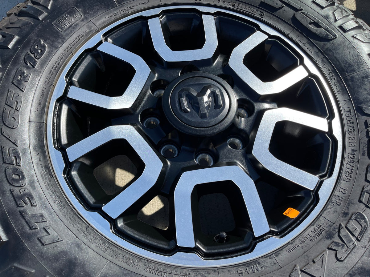 18" Ram 2500 3500 LARAMIE OEM 2694 wheels rims 2023 2024 2025 2026 NITRO 33" NEW
