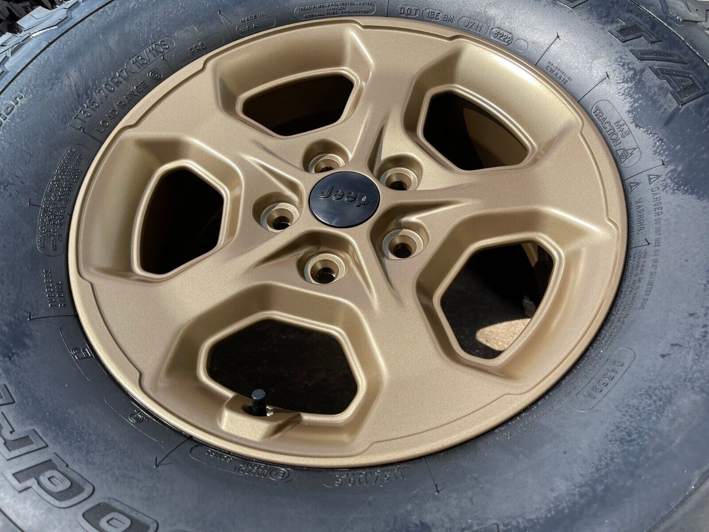 17" Jeep Gladiator RUBICON OEM wheels rims BRONZE Wrangler 9236 NEW 35" BFG