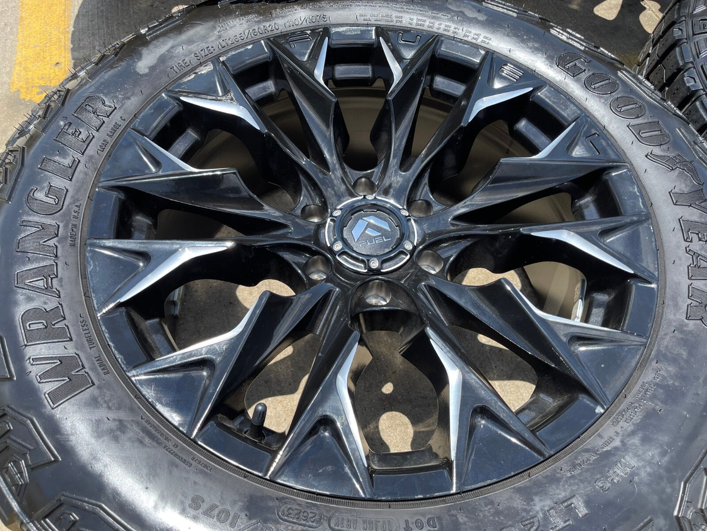 20" Fuel D804 Flame Blackout Chevy Silverado RAM 1500 wheels rims 6x139 6x5.5