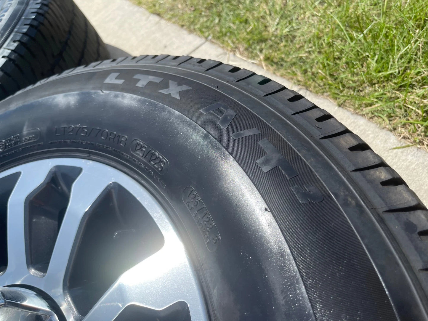 18" Ford F-250 F-350 OEM Lariat FX-4 rims wheels 10289 tires MICHELIN