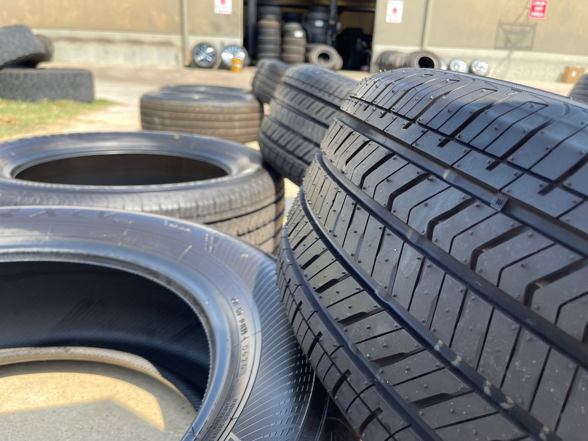 (4) 265/55/20 Yokohama Geolander X-CV tires 113V XL 265/55R20 TAKE OFFS NEW