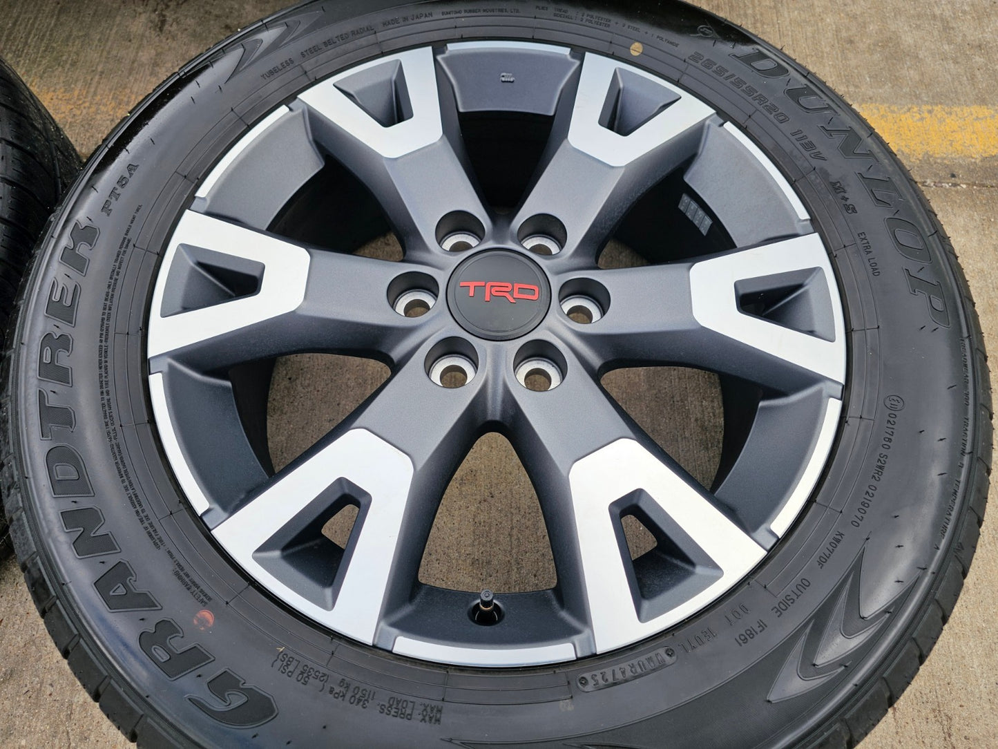 20" Toyota 4Runner TRD OEM 94198 wheels rims Tundra Sequoia 2025 2026 DUNLOP NEW