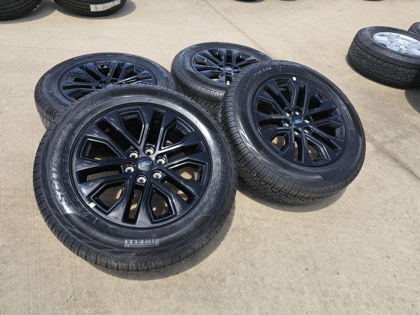 20" Ford F-150 LARIAT OEM 10619 rims wheels Expedition 2026 2027 PIRELLI NEW