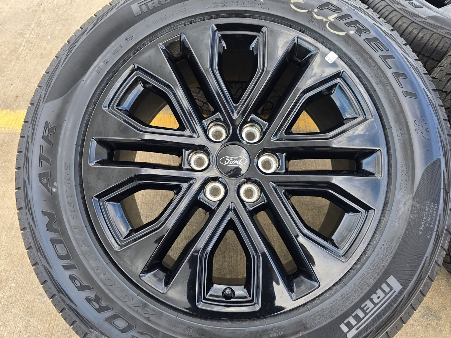 20" Ford F-150 LARIAT OEM 10619 rims wheels Expedition 2026 2027 PIRELLI NEW