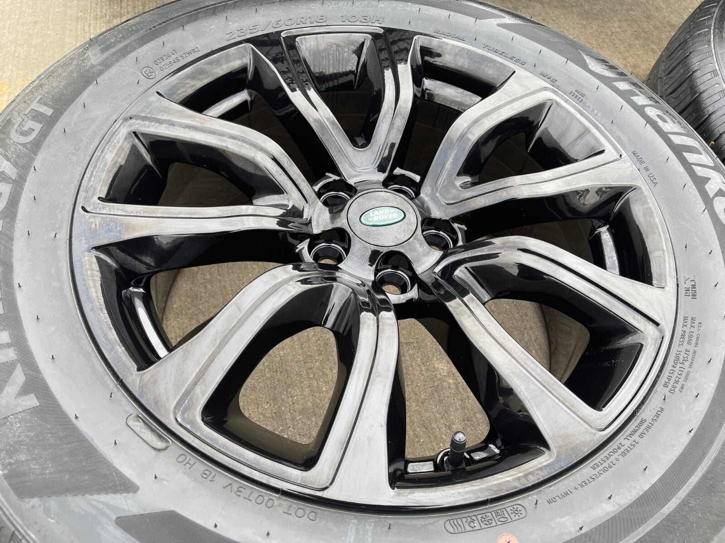 18" Land Rover Discovery Sport OEM wheels rims 72256 Velar Evoque NEW
