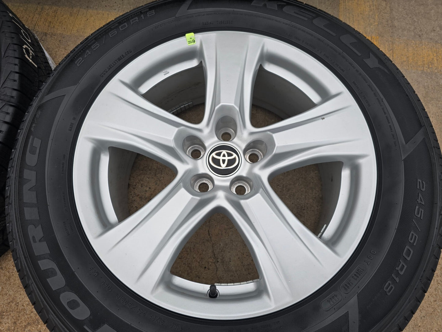 18" Toyota Highlander Rav4 XLE OEM 75263 wheels rims 2022 2023 2024 2025 NEW