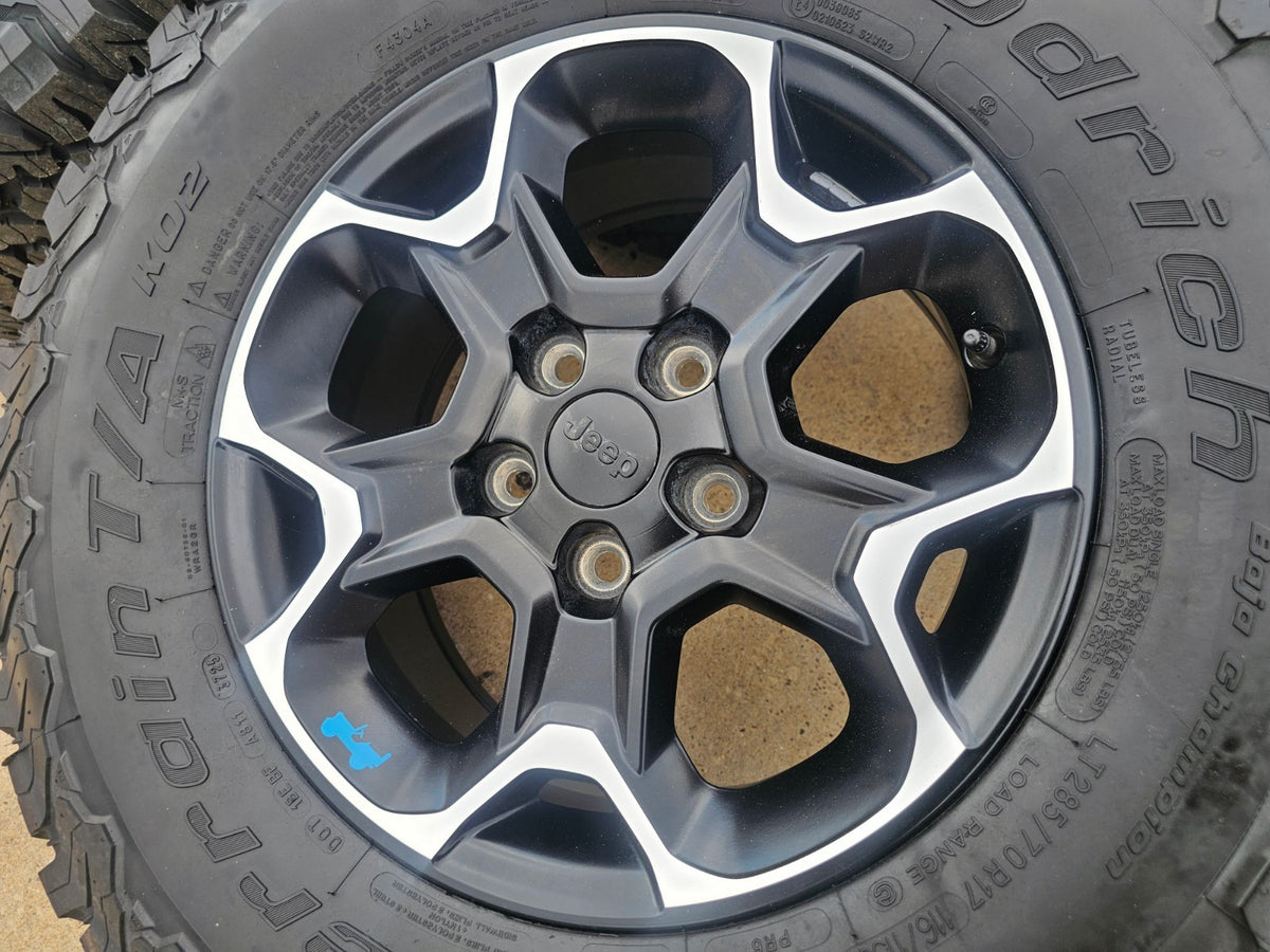 17" Jeep Wrangler Rubicon OEM wheels rims Gladiator 96832 9282 BFG KO2 A/T 33"