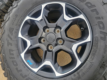 17" Jeep Wrangler Rubicon OEM wheels rims Gladiator 96832 9282 BFG KO2 A/T 33"