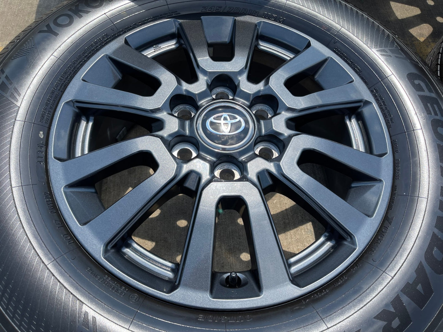 18" Toyota Land Cruiser OEM wheels rims 95953 Tundra Sequoia 2024 2025 2026 NEW