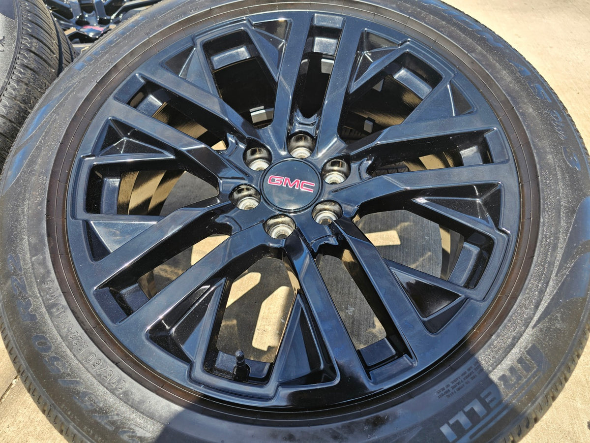 22" GMC Yukon Sierra OEM Chevy Silverado Tahoe 5903 wheels rims PIRELLI