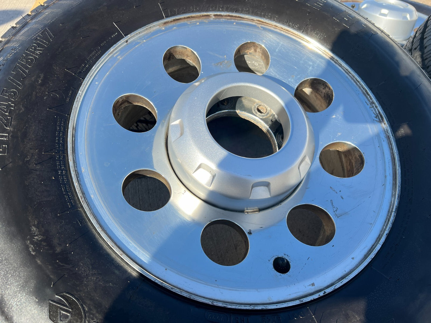 17" Ford F-250 F-350 OEM rims wheels 3599 tires DISCOUNTED