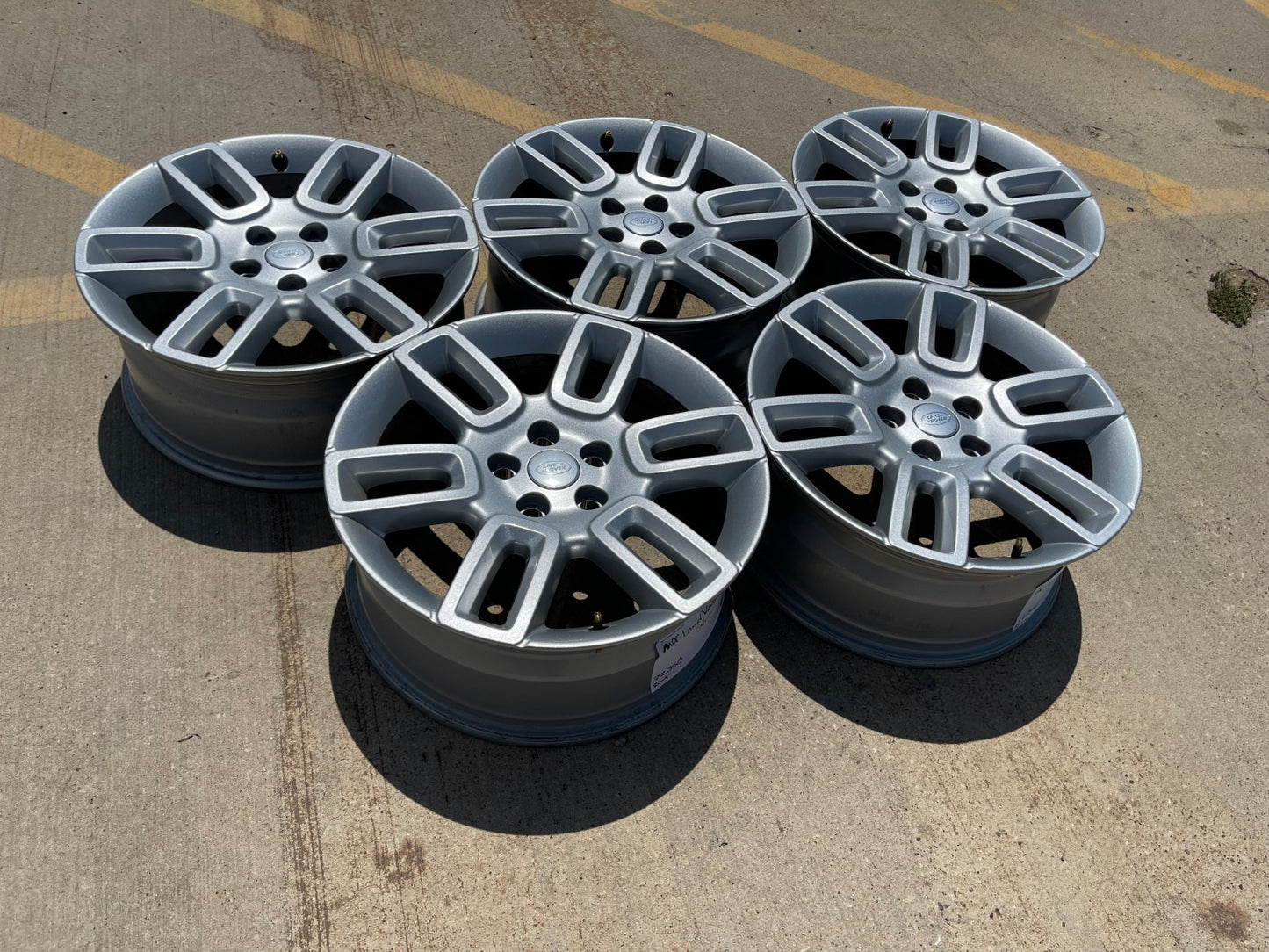 (5) 19" Land Rover DEFENDER Range Rover OEM 72350 wheels rims 2024 2025 2026 NEW