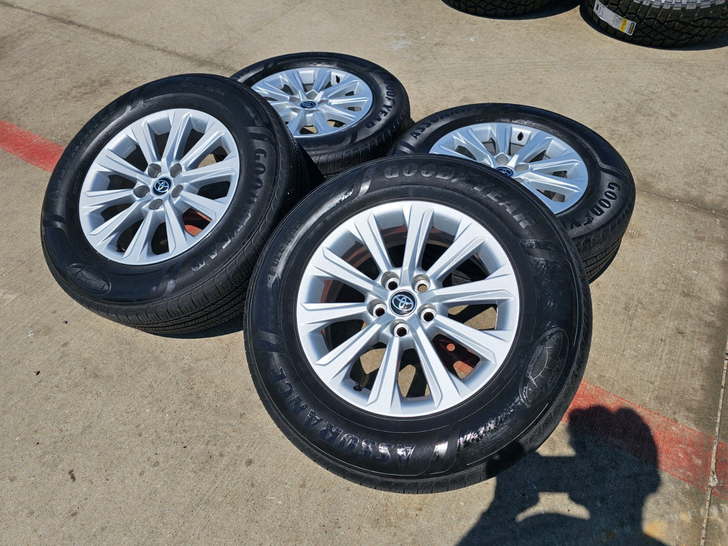 18" Toyota Grand Highlander OEM wheels rims tires Lexus TX350 2024 2025 2026