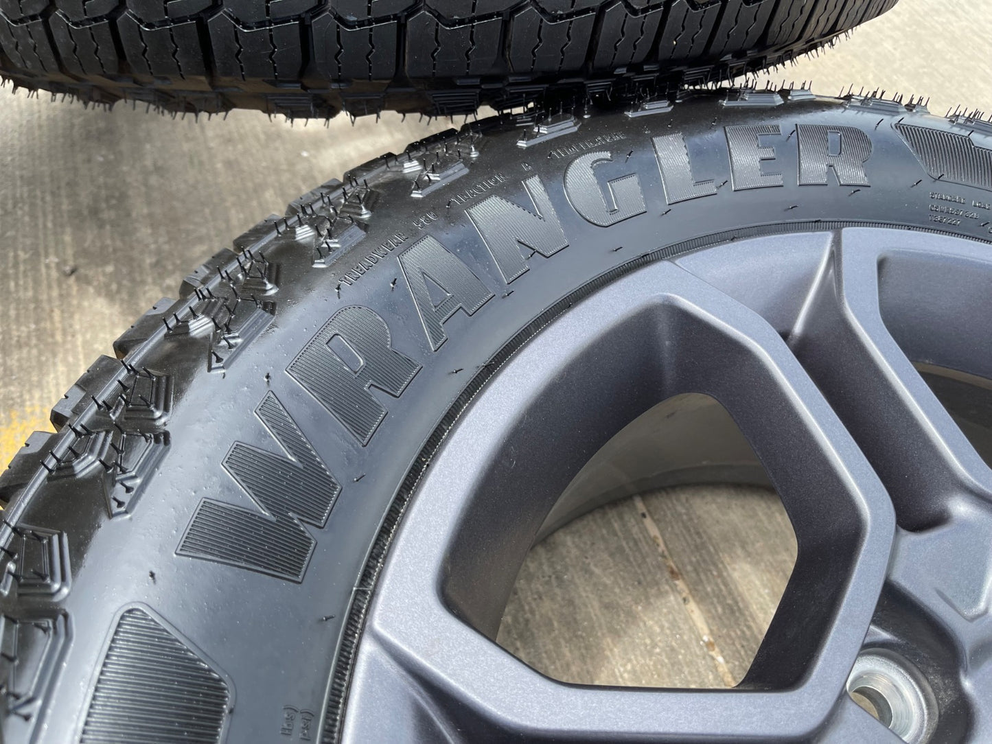 18" Jeep Grand Cherokee TRAILHAWK L OEM wheels rims 9309 Durango SET NEW