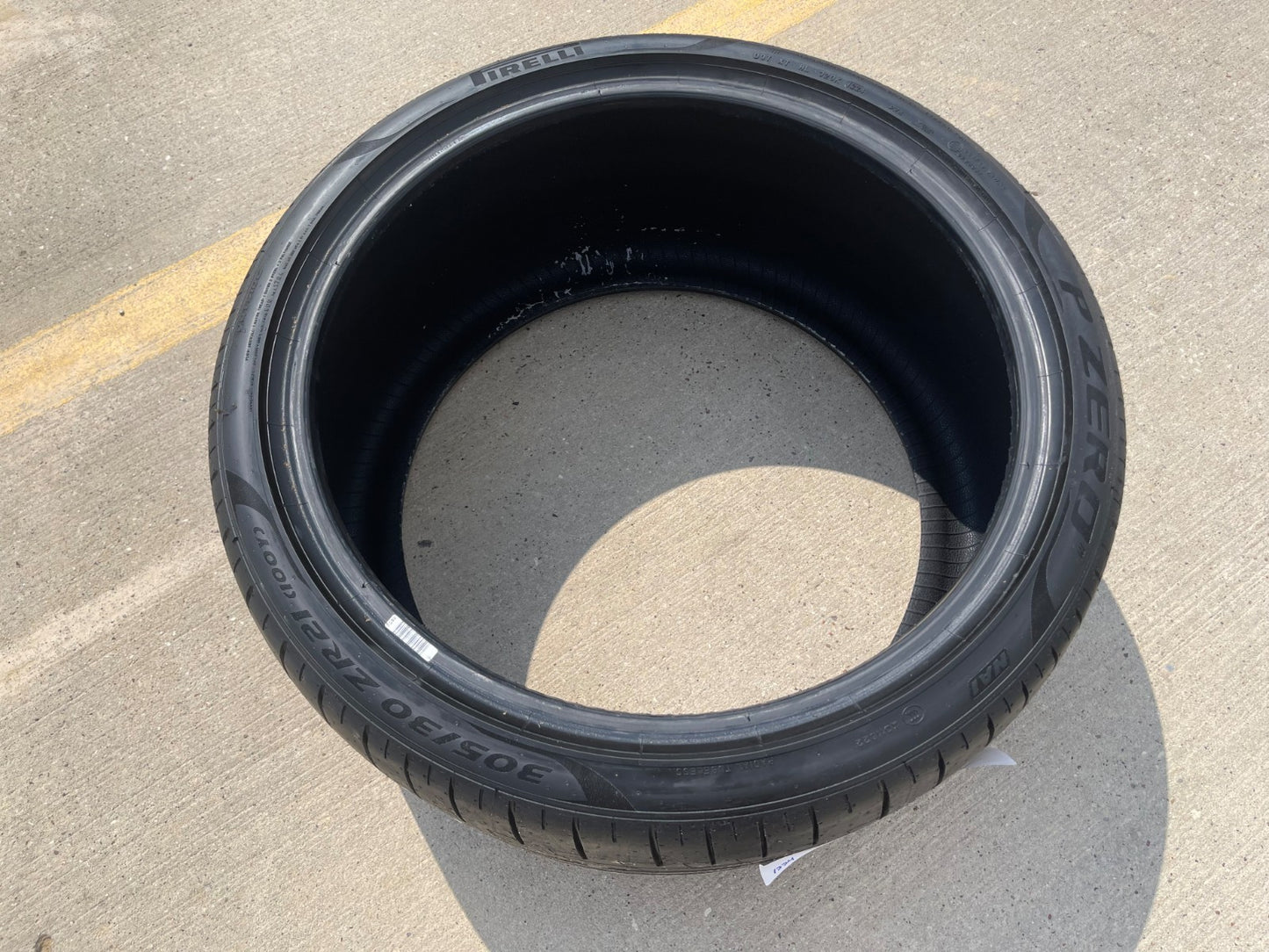 (1) 305/30/21 Pirelli P Zero tire 110Y M+S 305/30r21 NA1 NEW TAKE OFF!