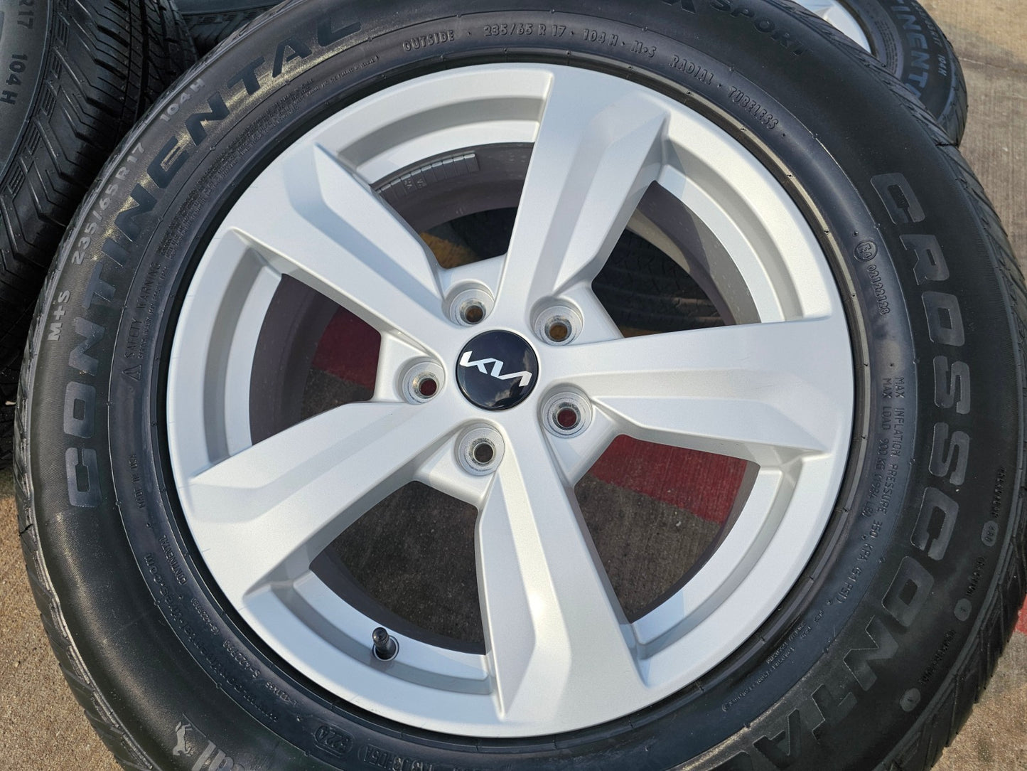 17" Kia Sportage Carnival OEM wheels rims 70640 Sorento Sedona 2025 2026 NEW
