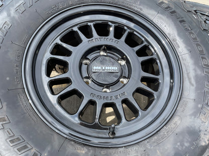 17x8.5 17" Method Racing MR318 Silverado RAM Tacoma wheels rims 6x139 6x5.5 35"