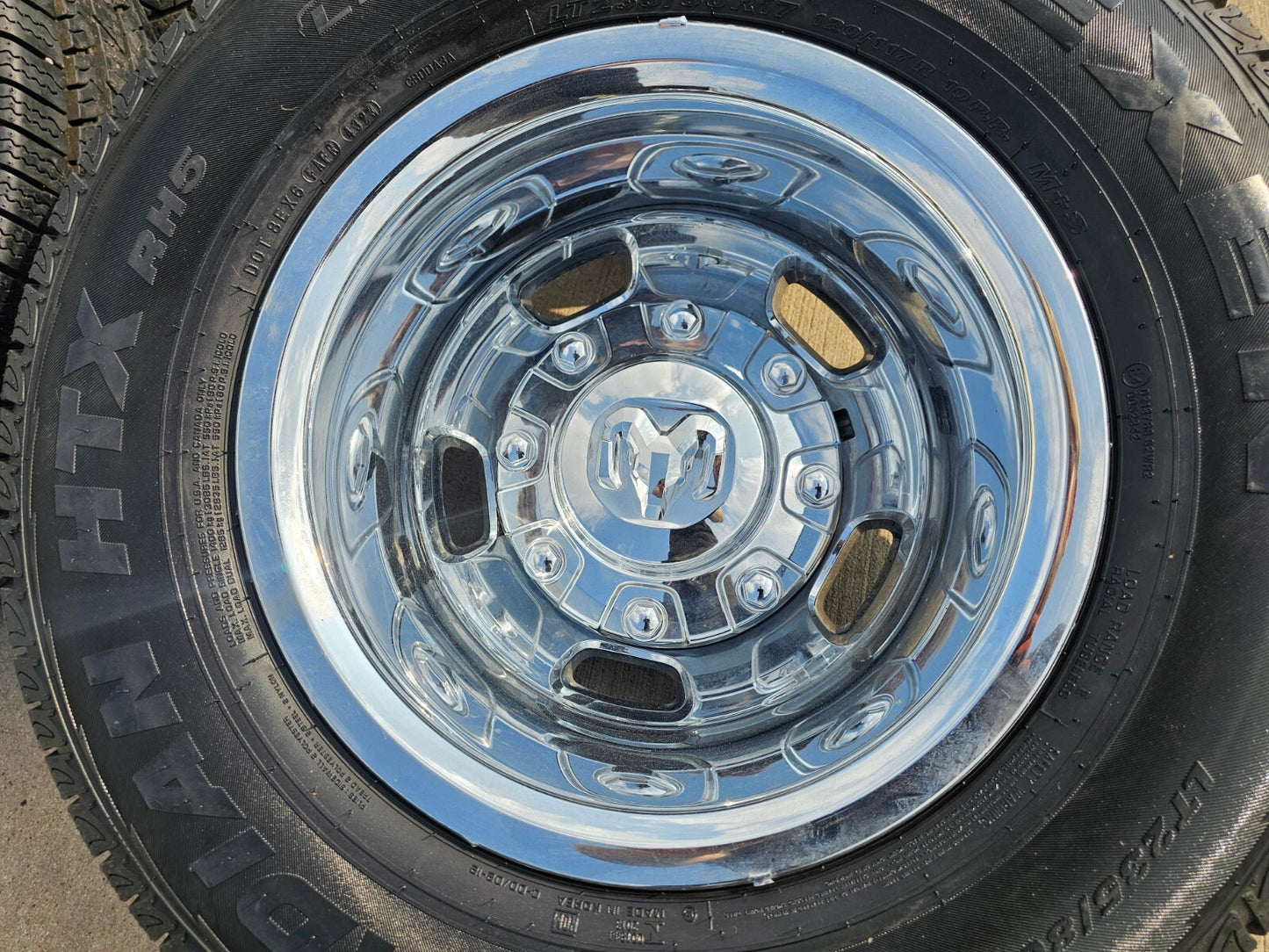 17" Dodge Ram 3500 Dually Laramie 8x200 wheels rims 2703 2704 OEM 2024 2025 NEW