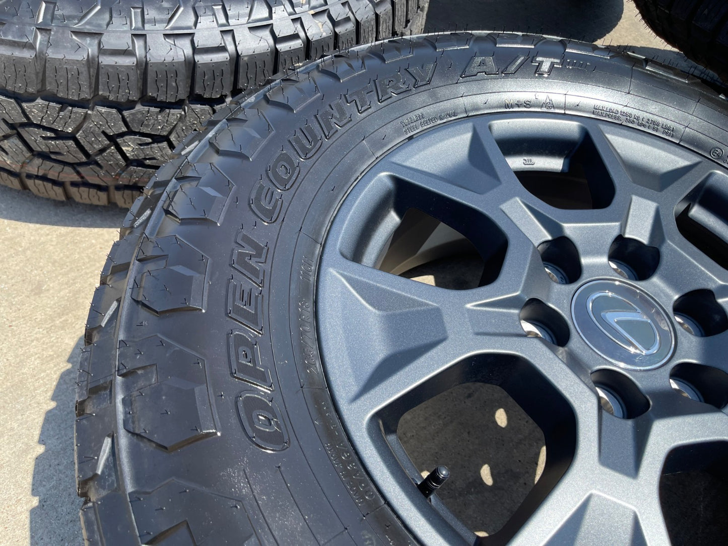 18" Toyota 4Runner Land Cruiser TRD Tundra OEM 10544 wheels rims GX550 TOYO NEW
