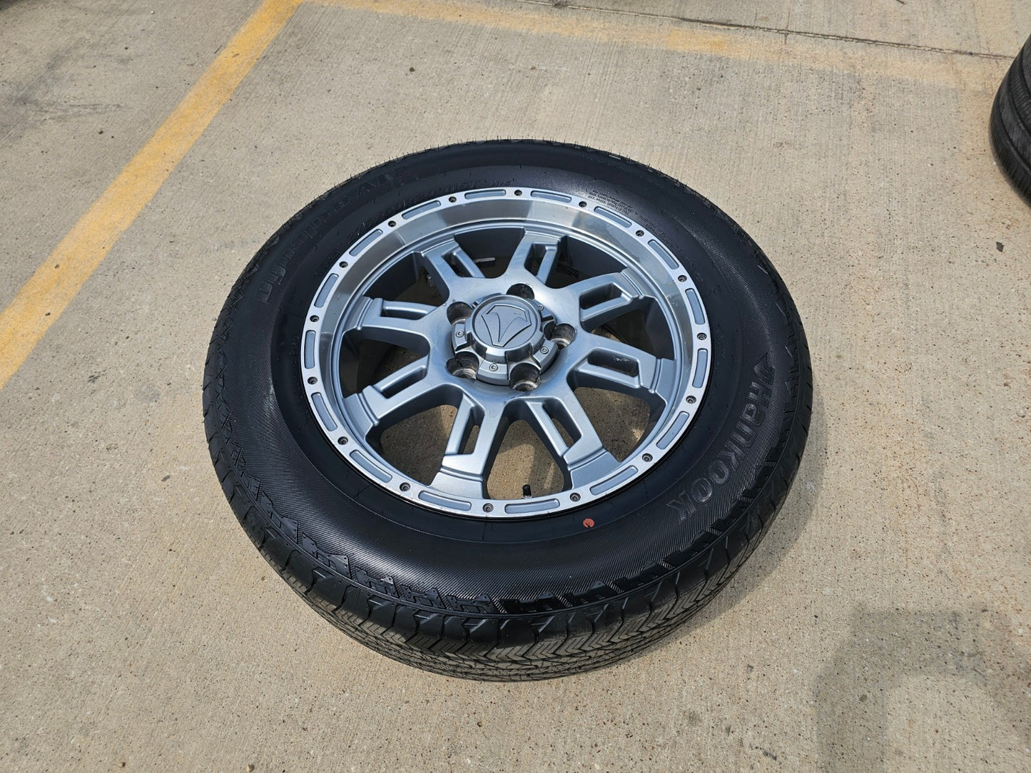 (1) 20" Toyota Tundra TSS TRD T Force OEM wheel rim single 5x150 tire Spare