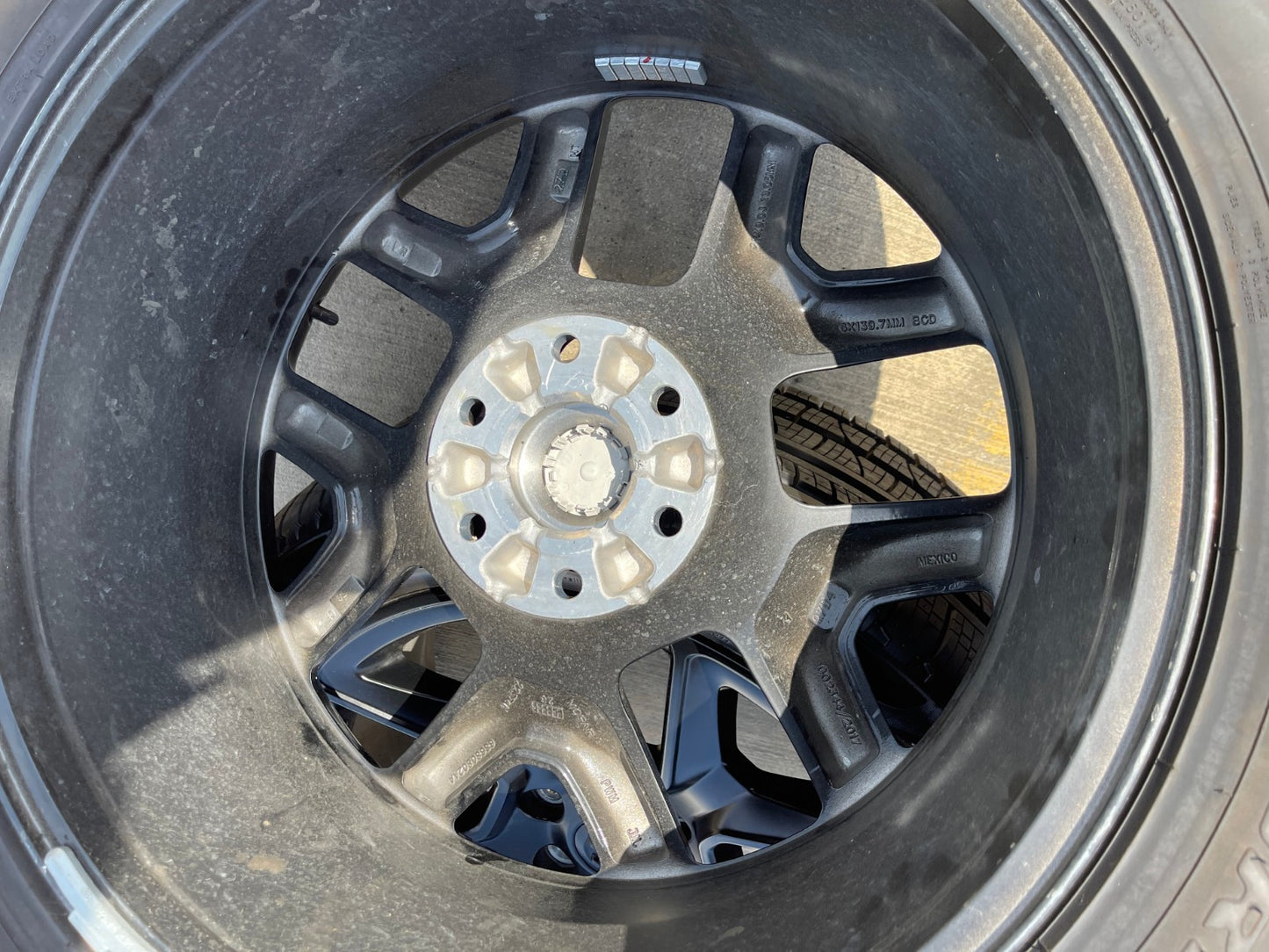 22" Dodge Ram 1500 OEM LIMITED Laramie wheels rims SET 2725 2684 PIRELLI NEW