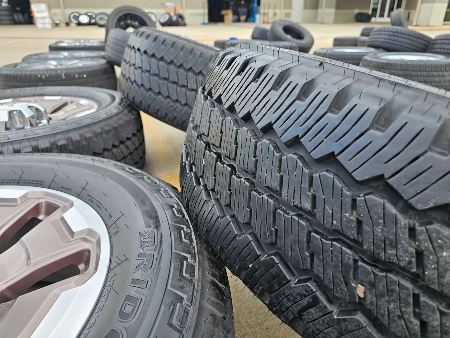 20" Ford F-250 F-350 OEM 10487 KING RANCH tan wheels rims 2024 2025 2026 NEW