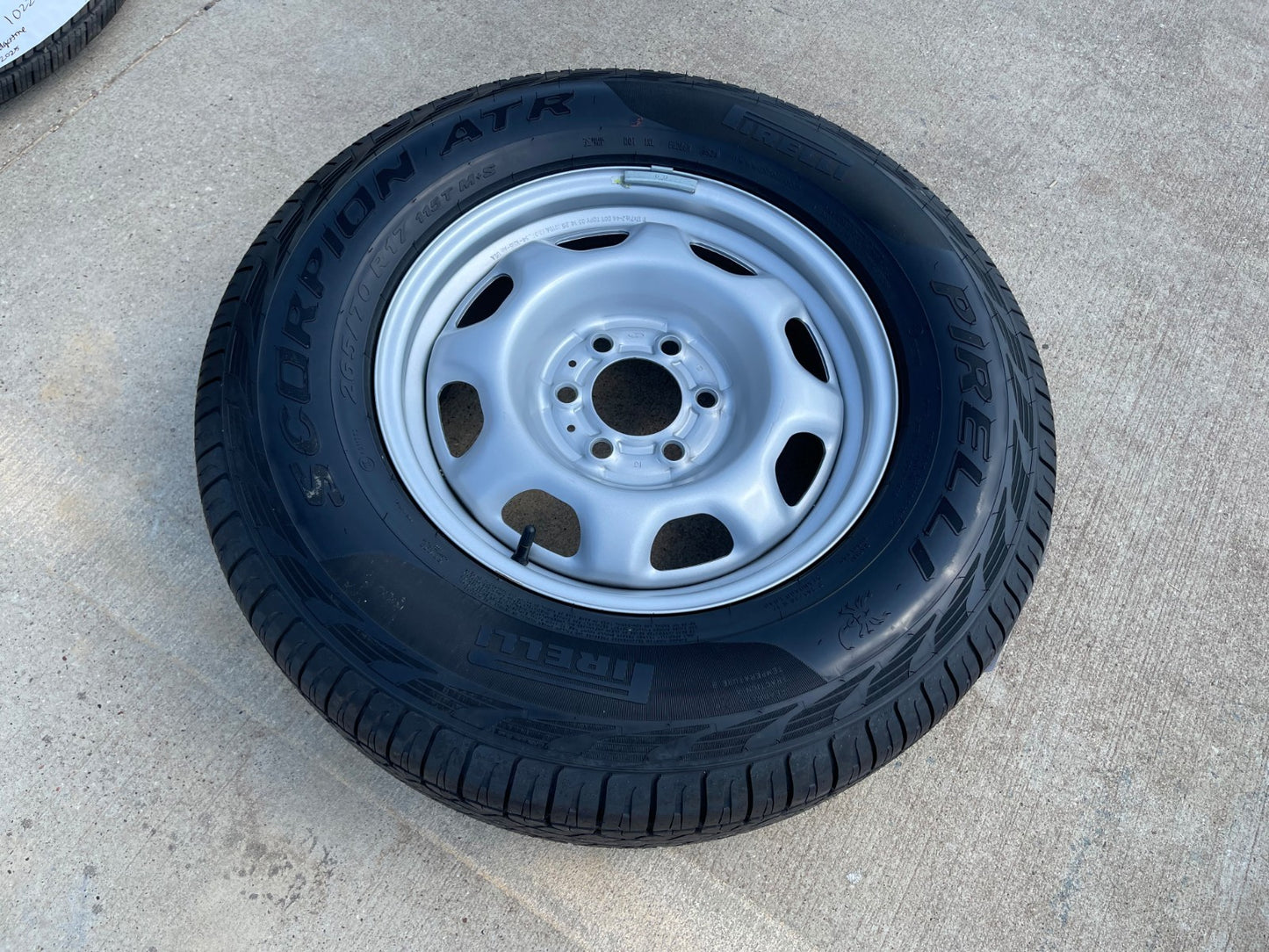 17" Ford F-150 OEM rim wheel 3857 tire steel 2024 2025 2026 2027 PIRELLI NEW