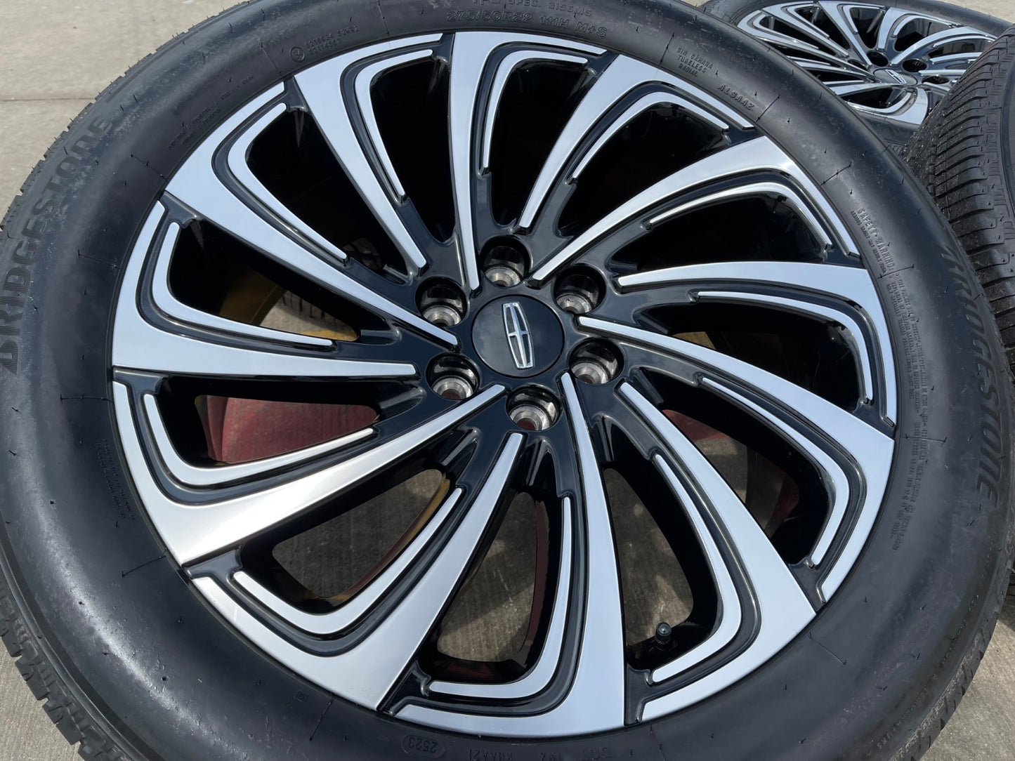 22" Lincoln Navigator OEM 10666 rims wheels BLACK LABEL BRIDGESTONE NEW