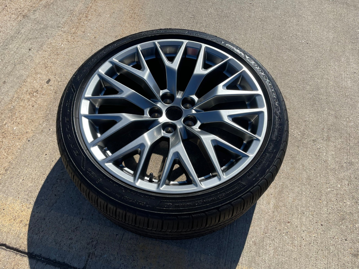 20" Ford Mustang GT OEM 10609 wheel rim tire 2020 2021 2022 2023 2024 2025