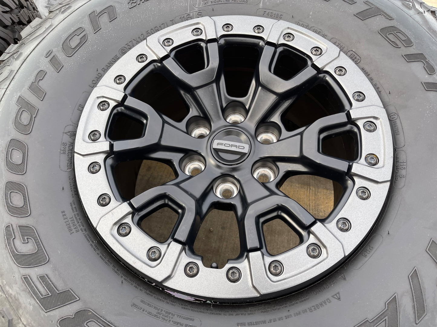 17" Ford F-150 Raptor Bronco R OEM BEADLOCK 51222 rims wheels 2025 2026 NEW 37"