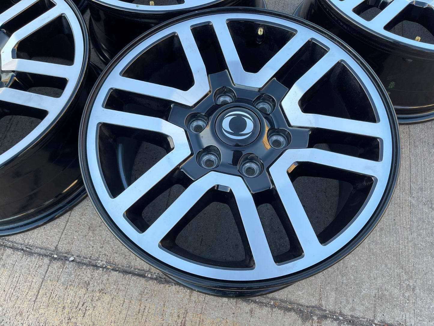 17" INEOS Grenadier OEM 8775 wheels rims 2024 2025 2026 2027 NEW