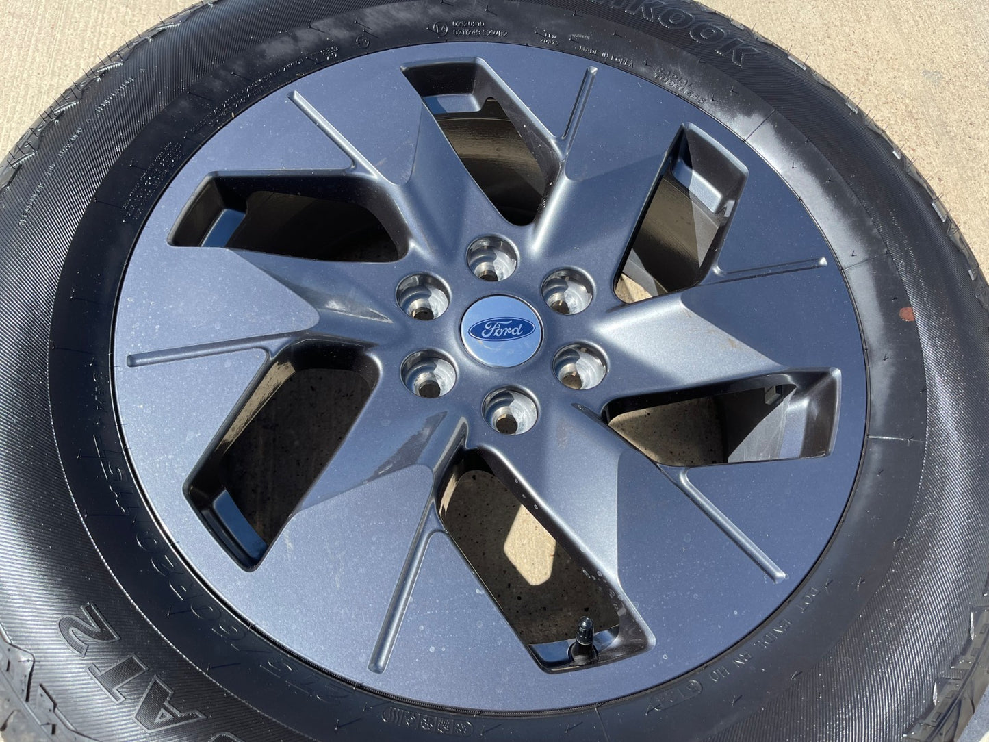 20" Ford F-150 LIMITED OEM rim wheel tire 10471 Expedition 2025 2026 HANKOOK