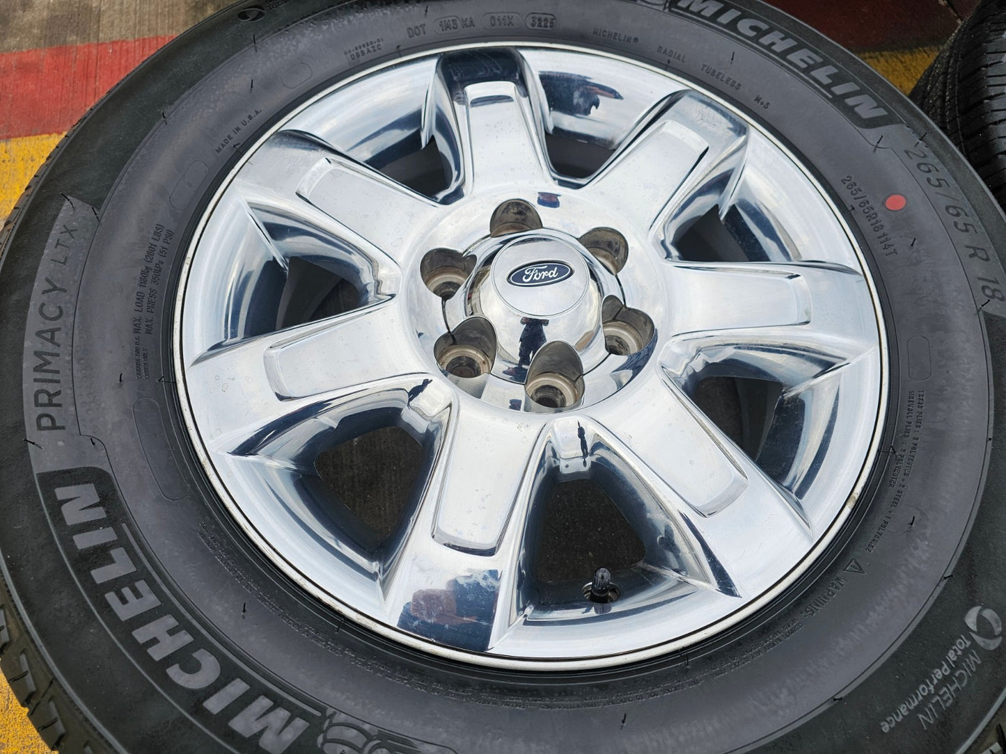 18" Ford F-150 OEM rims wheels 3915 CHROME Expedition MICHELIN NEW