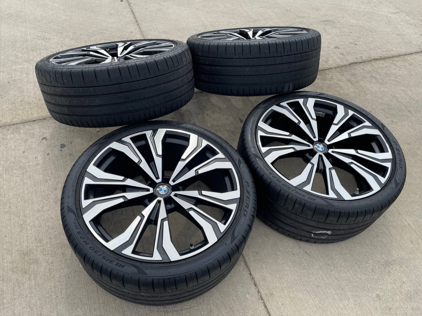 23" BMW X7M X5 X6 X7 OEM Series wheels rims 86675 tires 2022 2023 2024 2025 2026