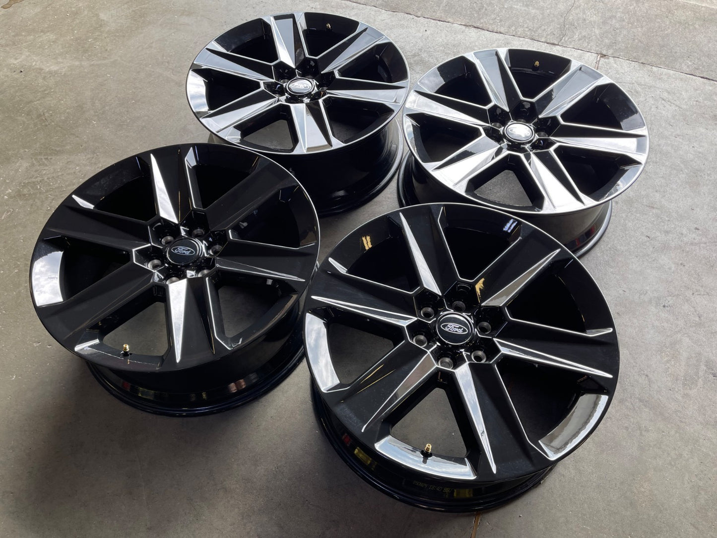 22" Ford F-150 LOBO OEM rims wheels Expedition 2025 2026 2027 NEW