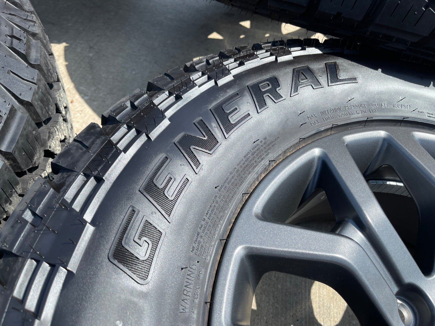 18" Ford F-150 TREMOR OEM rims wheels 10342 95351 SET Expedition GENERAL NEW