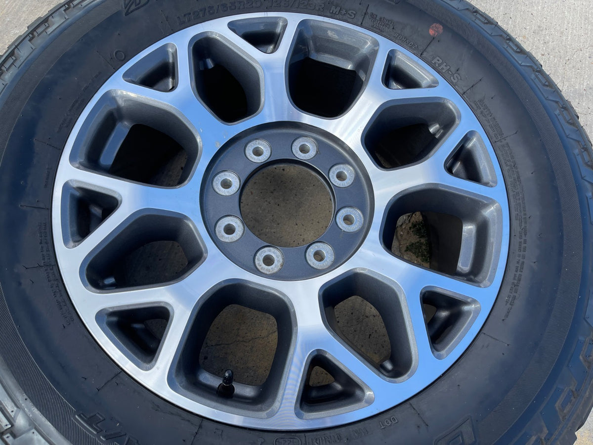 (1) 20" Ford F-250 F-350 OEM Lariat wheel rim 10292 tire BRIDGESTONE spare