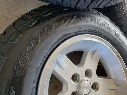 15" Jeep Wrangler OEM wheels rims 9050 1997 1998 1999 2000 2001 NEW A/T tires