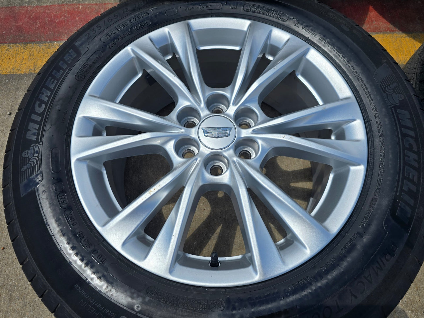 18" Cadillac XT6 XT5 SRX OEM 4844 wheels rims Chevy Blazer Acadia MICHELIN