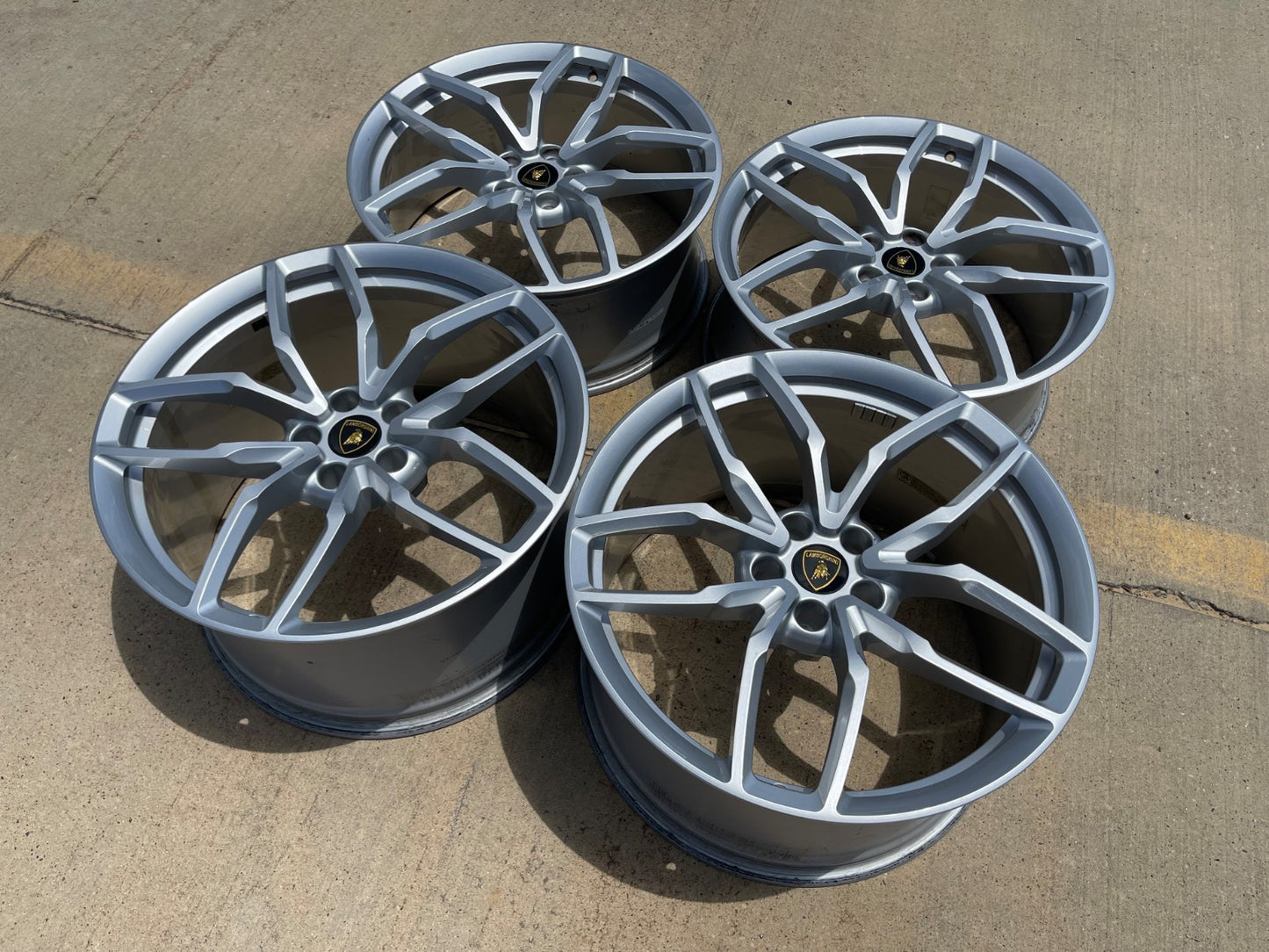 20" Lamborghini Huracan Mimas OEM wheels rims LP610-4 LP580 FORGED SET