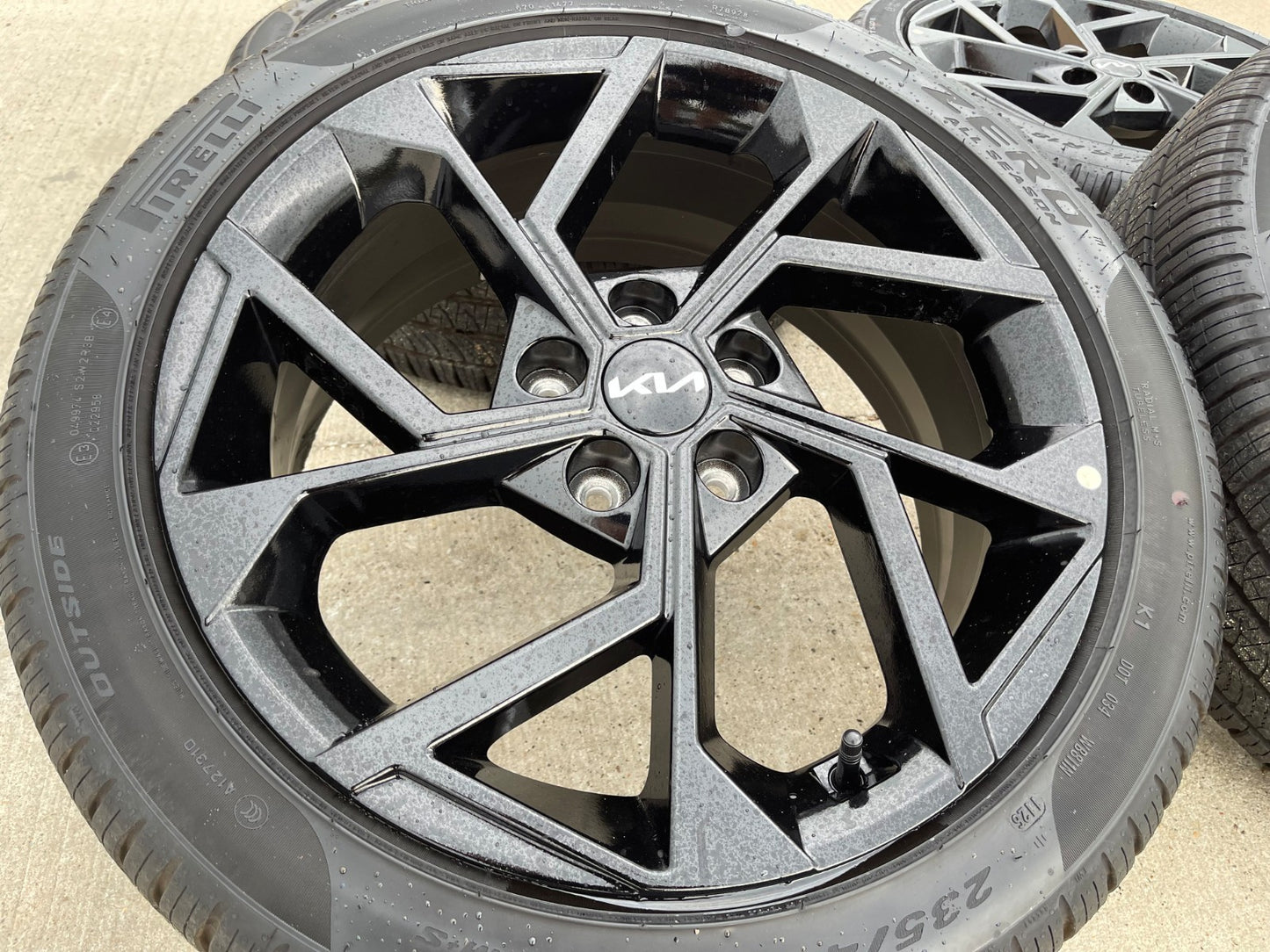 18" Kia K4 K5 OEM wheels rims 74873 Sonata Stinger Forte SET 2025 2026 2027 NEW
